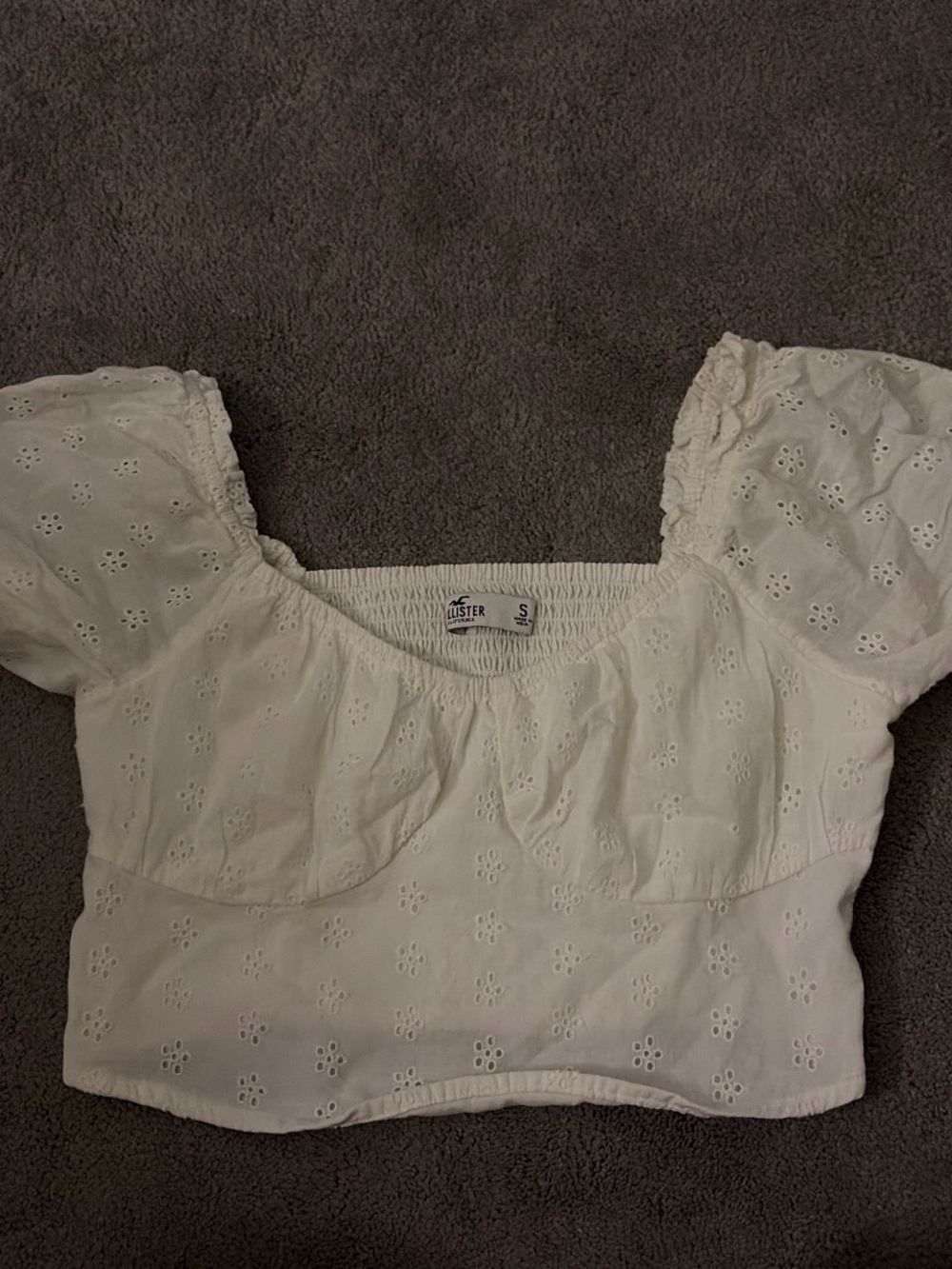 Hollister White Eyelet Square-Neck Puff Sleeve Crop